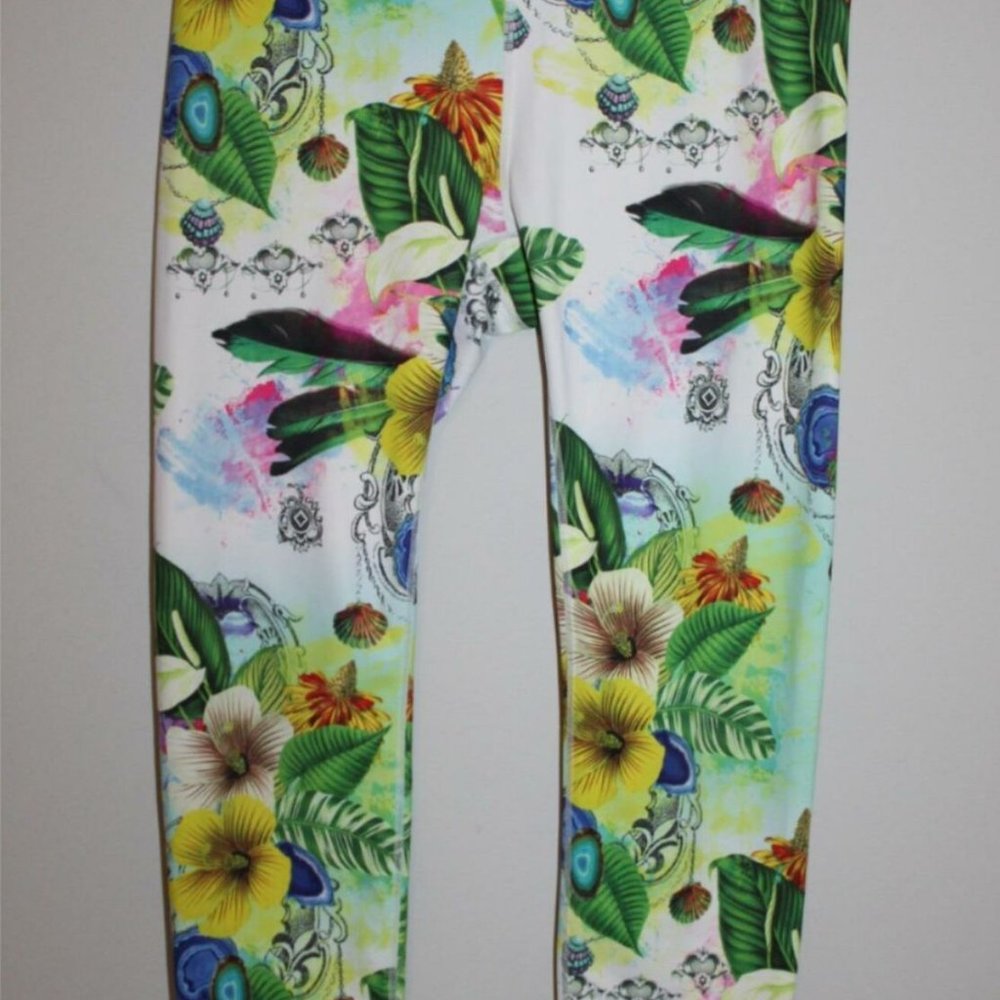 Athleta Tropical Sonar Capri Tight Leggings HW9667 - Picture 9 of 12